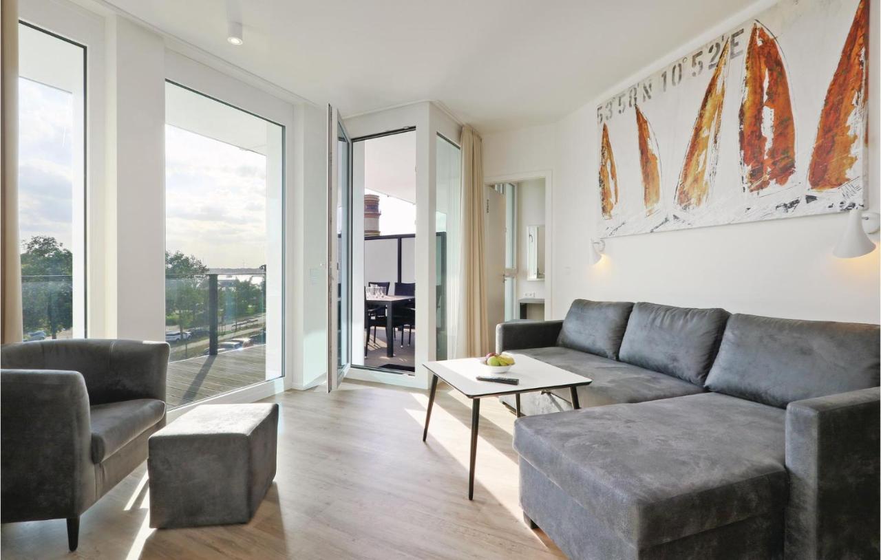 2 Bedroom Stunning Apartment In Luebeck Travemuende Bagian luar foto
