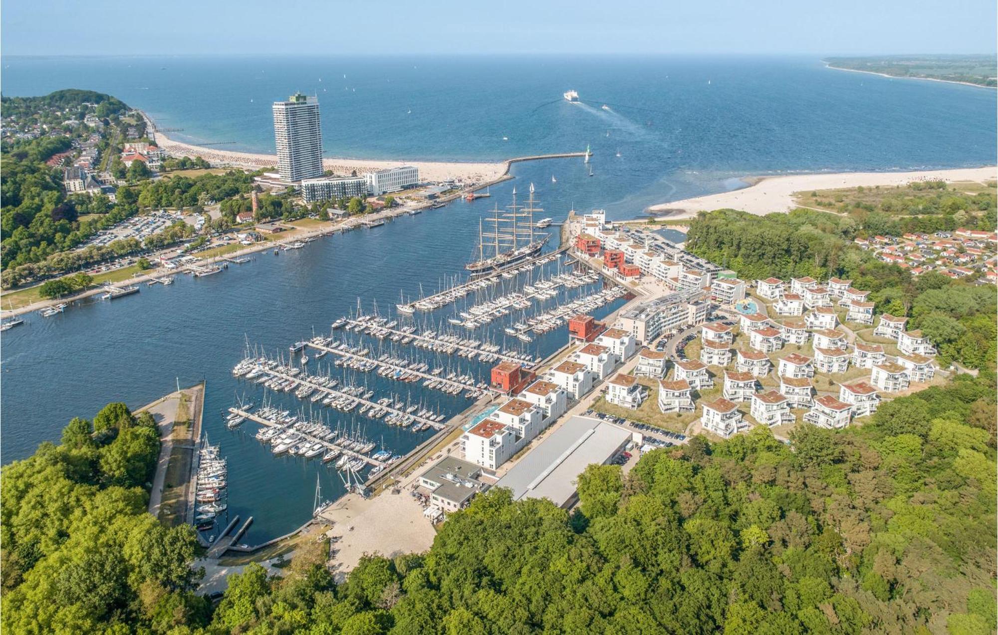 2 Bedroom Stunning Apartment In Luebeck Travemuende Bagian luar foto